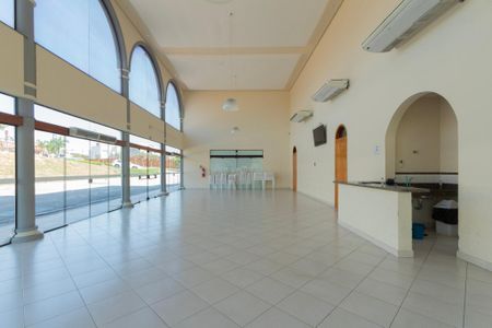 Casa de condomínio para alugar com 160m², 3 quartos e 2 vagas