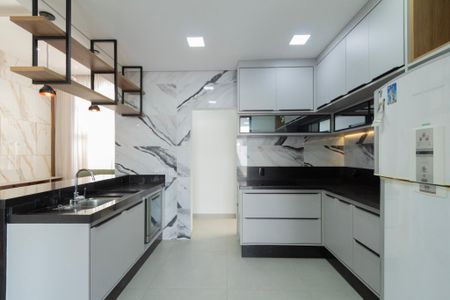 Casa de condomínio para alugar com 160m², 3 quartos e 2 vagas