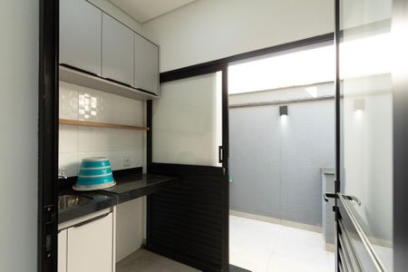 Casa de condomínio para alugar com 160m², 3 quartos e 2 vagas