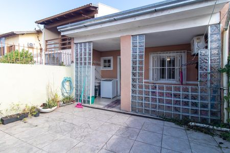 Casa à venda com 175m², 2 quartos e 1 vagaQuintal
