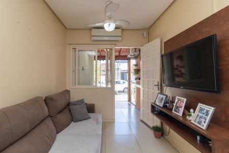 Sala de casa à venda com 2 quartos, 175m² em Hípica, Porto Alegre