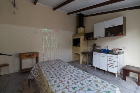 Casa à venda com 175m², 2 quartos e 1 vagaQuintal