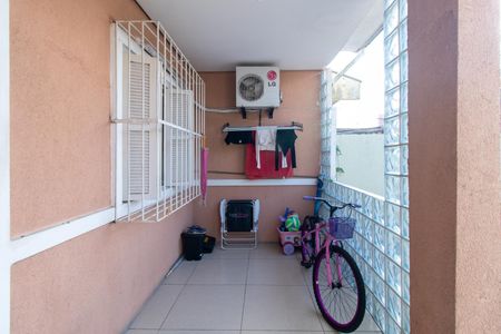 Casa à venda com 175m², 2 quartos e 1 vagaQuintal