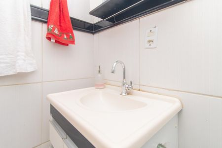 Casa à venda com 175m², 2 quartos e 1 vagaBanheiro