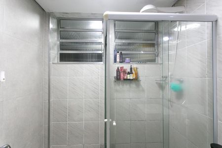 Apartamento à venda com 95m², 3 quartos e sem vaga Apartamento à venda com 95m², 3 quartos e sem vagaBanheiro da Suíte