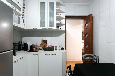 Apartamento à venda com 95m², 3 quartos e sem vaga Apartamento à venda com 95m², 3 quartos e sem vagaCozinha