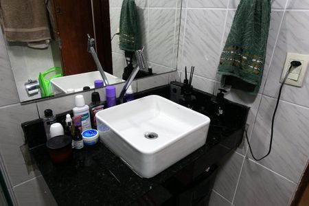 Apartamento à venda com 95m², 3 quartos e sem vaga Apartamento à venda com 95m², 3 quartos e sem vagaBanheiro da Suíte