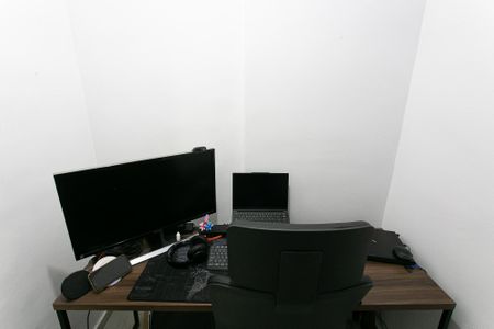 Apartamento à venda com 95m², 3 quartos e sem vaga Apartamento à venda com 95m², 3 quartos e sem vagaQuarto de Serviço