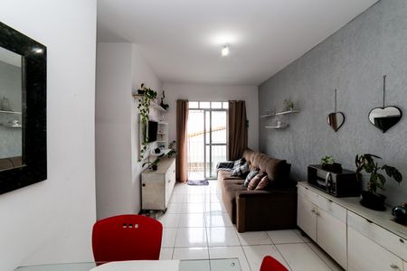 Apartamento à venda com 62m², 3 quartos e 1 vaga Apartamento à venda com 62m², 3 quartos e 1 vagaSala
