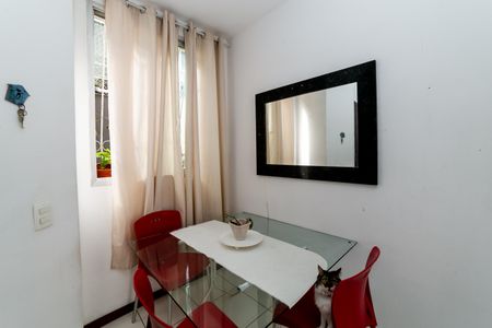 Sala de apartamento à venda com 3 quartos, 62m² em Lagoinha, Belo Horizonte