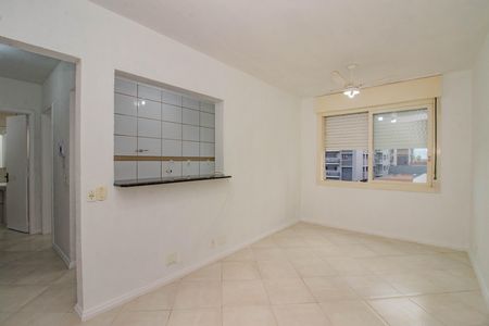 Sala de apartamento para alugar com 1 quarto, 45m² em Vila Ipiranga, Porto Alegre