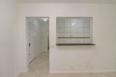 Sala de apartamento para alugar com 1 quarto, 45m² em Vila Ipiranga, Porto Alegre