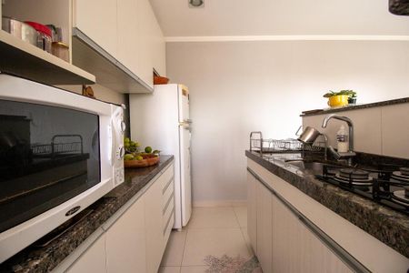 Apartamento à venda com 67m², 2 quartos e 1 vagaCozinha - Armários