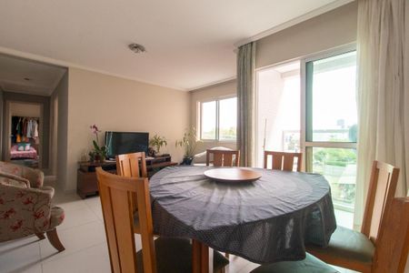Apartamento à venda com 67m², 2 quartos e 1 vagaSala/Cozinha