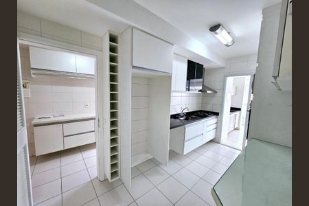Apartamento para alugar com 138m², 3 quartos e 2 vagas Apartamento para alugar com 138m², 3 quartos e 2 vagasFoto 06