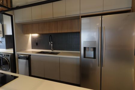 Apartamento para alugar com 173m², 2 quartos e 4 vagasCozinha e Área de Serviço