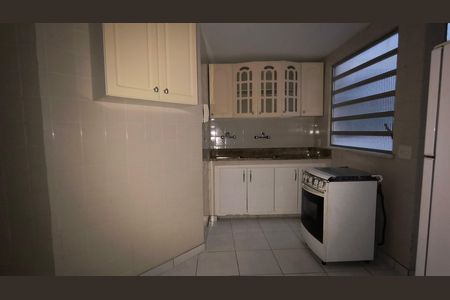 Apartamento à venda com 111m², 2 quartos e 1 vagaCozinha e Área de Serviço 