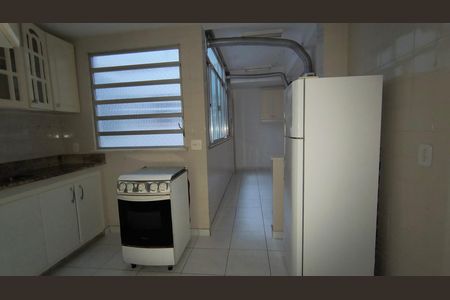 Apartamento à venda com 111m², 2 quartos e 1 vagaCozinha e Área de Serviço 