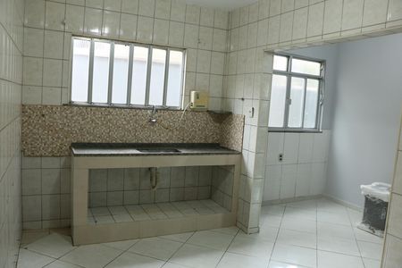 Casa para alugar com 102m², 2 quartos e 1 vagaCozinha