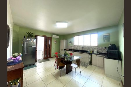 Casa à venda com 145m², 3 quartos e 2 vagas