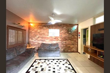 Casa à venda com 3 quartos, 145m² em Guarani, Novo Hamburgo