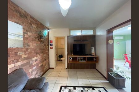 Casa à venda com 145m², 3 quartos e 2 vagas