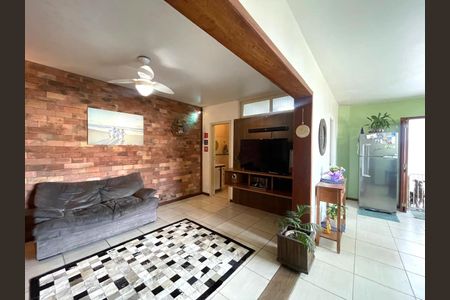 Casa à venda com 145m², 3 quartos e 2 vagas