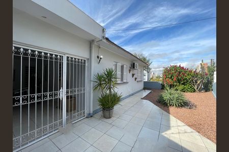 Casa à venda com 145m², 3 quartos e 2 vagas