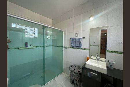 Casa à venda com 145m², 3 quartos e 2 vagas