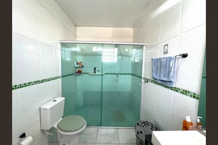 Casa à venda com 145m², 3 quartos e 2 vagas