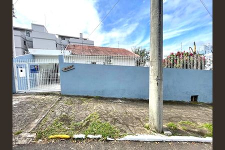 Casa à venda com 145m², 3 quartos e 2 vagas Casa à venda com 145m², 3 quartos e 2 vagasPlaca Instalada em 23/05/2026 - Cod.COEY-1150
