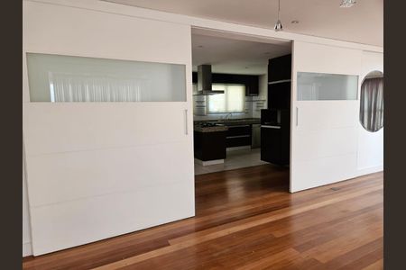 Apartamento à venda com 300m², 4 quartos e 4 vagasFoto 02