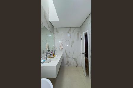 Casa para alugar com 600m², 6 quartos e 2 vagas Casa para alugar com 600m², 6 quartos e 2 vagasBanheiro da Suíte