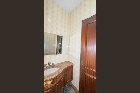Casa para alugar com 600m², 6 quartos e 2 vagas Casa para alugar com 600m², 6 quartos e 2 vagasLavabo