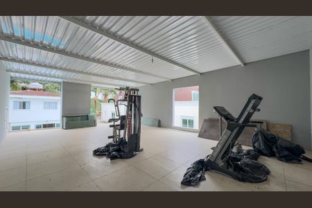 Casa para alugar com 600m², 6 quartos e 2 vagas Casa para alugar com 600m², 6 quartos e 2 vagasAcademia