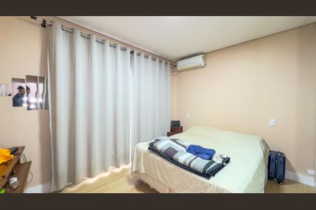 Casa para alugar com 600m², 6 quartos e 2 vagas Casa para alugar com 600m², 6 quartos e 2 vagasQuarto 3 - Suíte