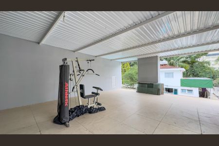 Casa para alugar com 600m², 6 quartos e 2 vagas Casa para alugar com 600m², 6 quartos e 2 vagasAcademia