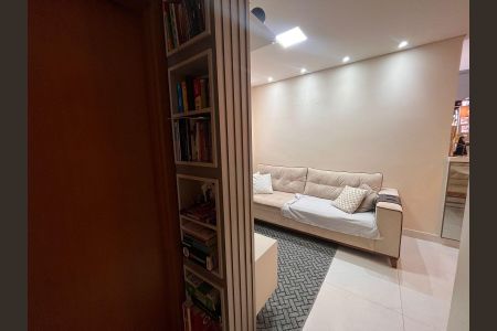 Apartamento à venda com 49m², 2 quartos e 1 vaga Apartamento à venda com 49m², 2 quartos e 1 vagaSala