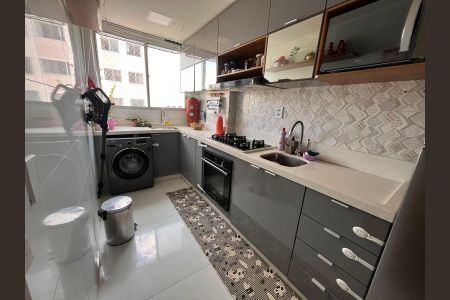 Apartamento à venda com 49m², 2 quartos e 1 vaga Apartamento à venda com 49m², 2 quartos e 1 vagaCozinha