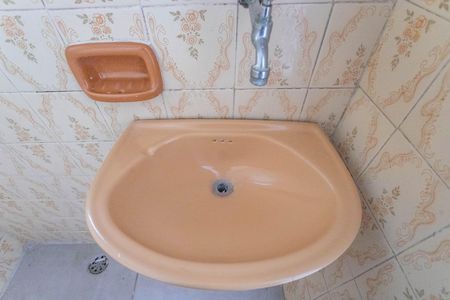 Casa para alugar com 60m², 1 quarto e sem vaga Casa para alugar com 60m², 1 quarto e sem vagaBanheiro