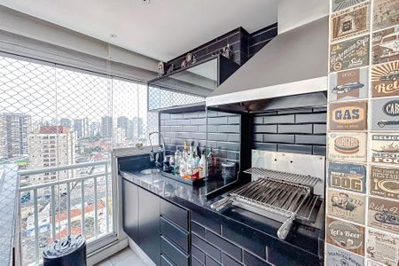 Apartamento à venda com 102m², 3 quartos e 2 vagasVaranda
