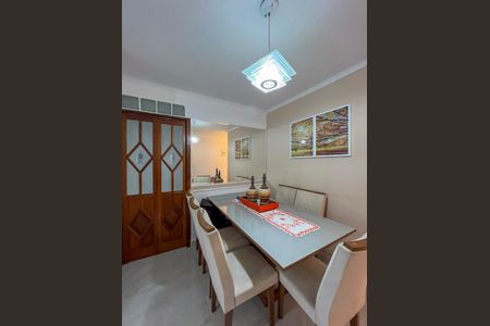 Apartamento à venda com 64m², 3 quartos e 1 vaga Apartamento à venda com 64m², 3 quartos e 1 vagaSala de Jantar