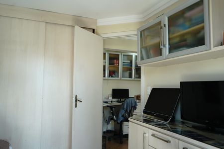 Apartamento à venda com 180m², 3 quartos e 3 vagasQuarto 2