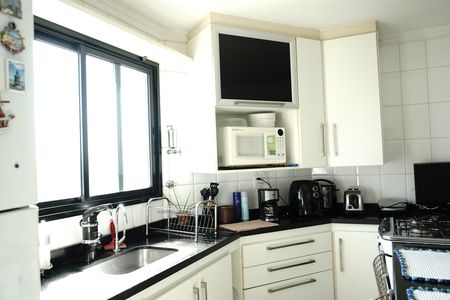 Apartamento à venda com 180m², 3 quartos e 3 vagasCozinha