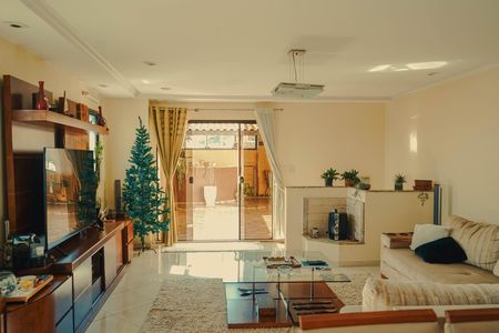 Sala de apartamento à venda com 3 quartos, 180m² em Vila Moreira, São Paulo