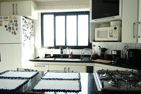 Apartamento à venda com 180m², 3 quartos e 3 vagasCozinha