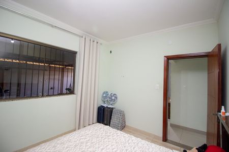 Casa à venda com 111m², 3 quartos e 3 vagas Casa à venda com 111m², 3 quartos e 3 vagasQuarto 2