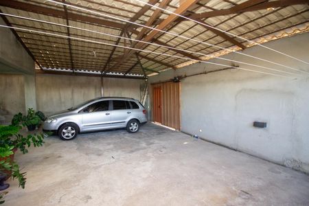 Casa à venda com 111m², 3 quartos e 3 vagas Casa à venda com 111m², 3 quartos e 3 vagasGaragem