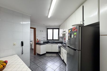 Apartamento para alugar com 125m², 3 quartos e 2 vagas Apartamento para alugar com 125m², 3 quartos e 2 vagasCozinha