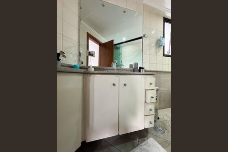 Apartamento para alugar com 125m², 3 quartos e 2 vagas Apartamento para alugar com 125m², 3 quartos e 2 vagasBanheiro - Suíte